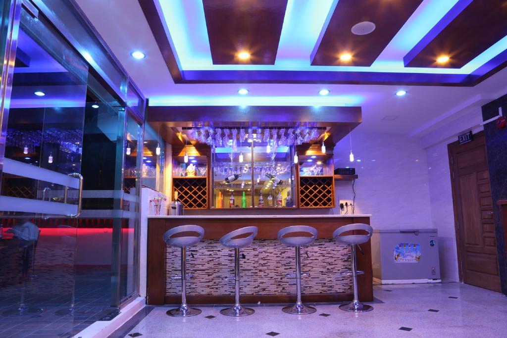 Hotel Royal King Γιανγκόν Εξωτερικό φωτογραφία