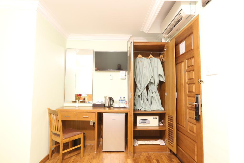 Hotel Royal King Γιανγκόν Εξωτερικό φωτογραφία