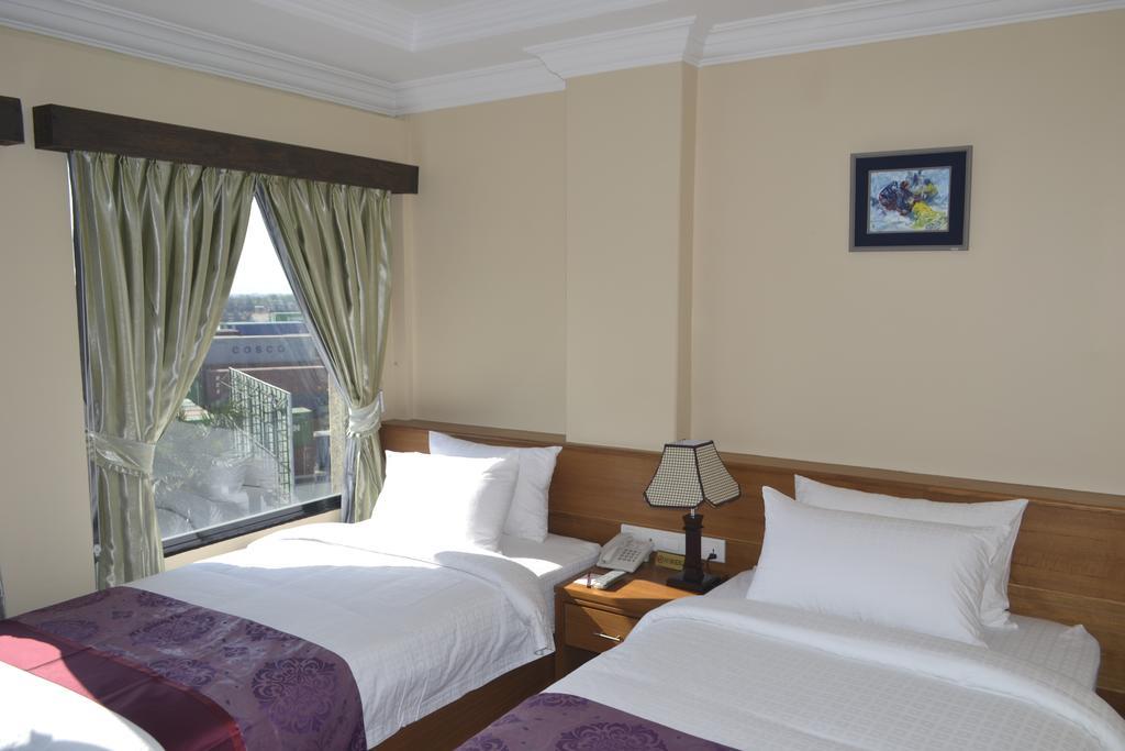 Hotel Royal King Γιανγκόν Εξωτερικό φωτογραφία