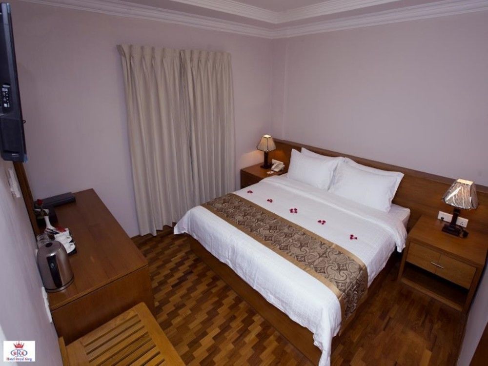 Hotel Royal King Γιανγκόν Εξωτερικό φωτογραφία